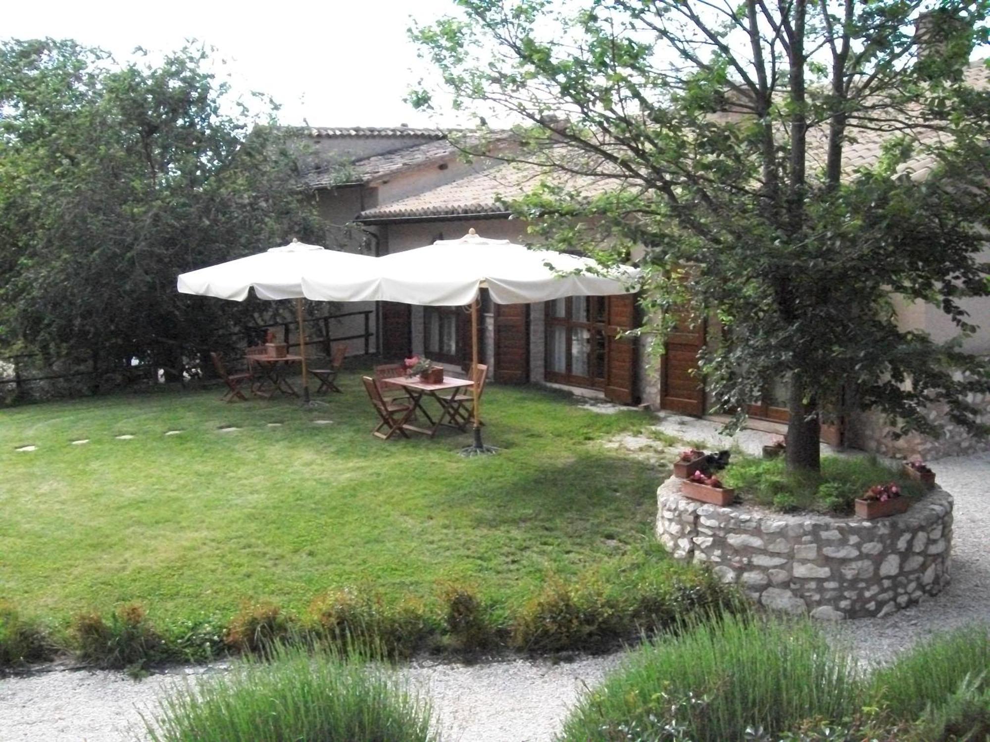 Agriturismo Il Casalino สโปเลโต ภายนอก รูปภาพ
